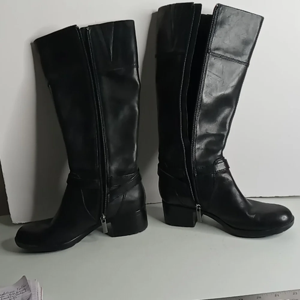 Bandolino+ BD - BAYA - Tall Leather Boots w/Buckle Detail- Black - size 6M